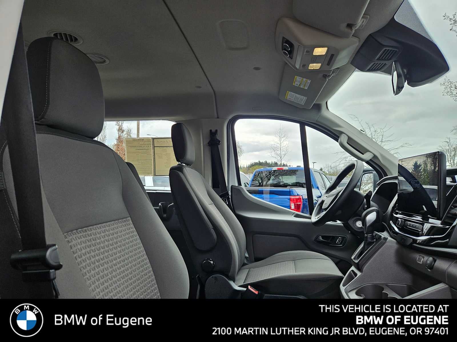 2023 Ford Transit Passenger Wagon XLT
