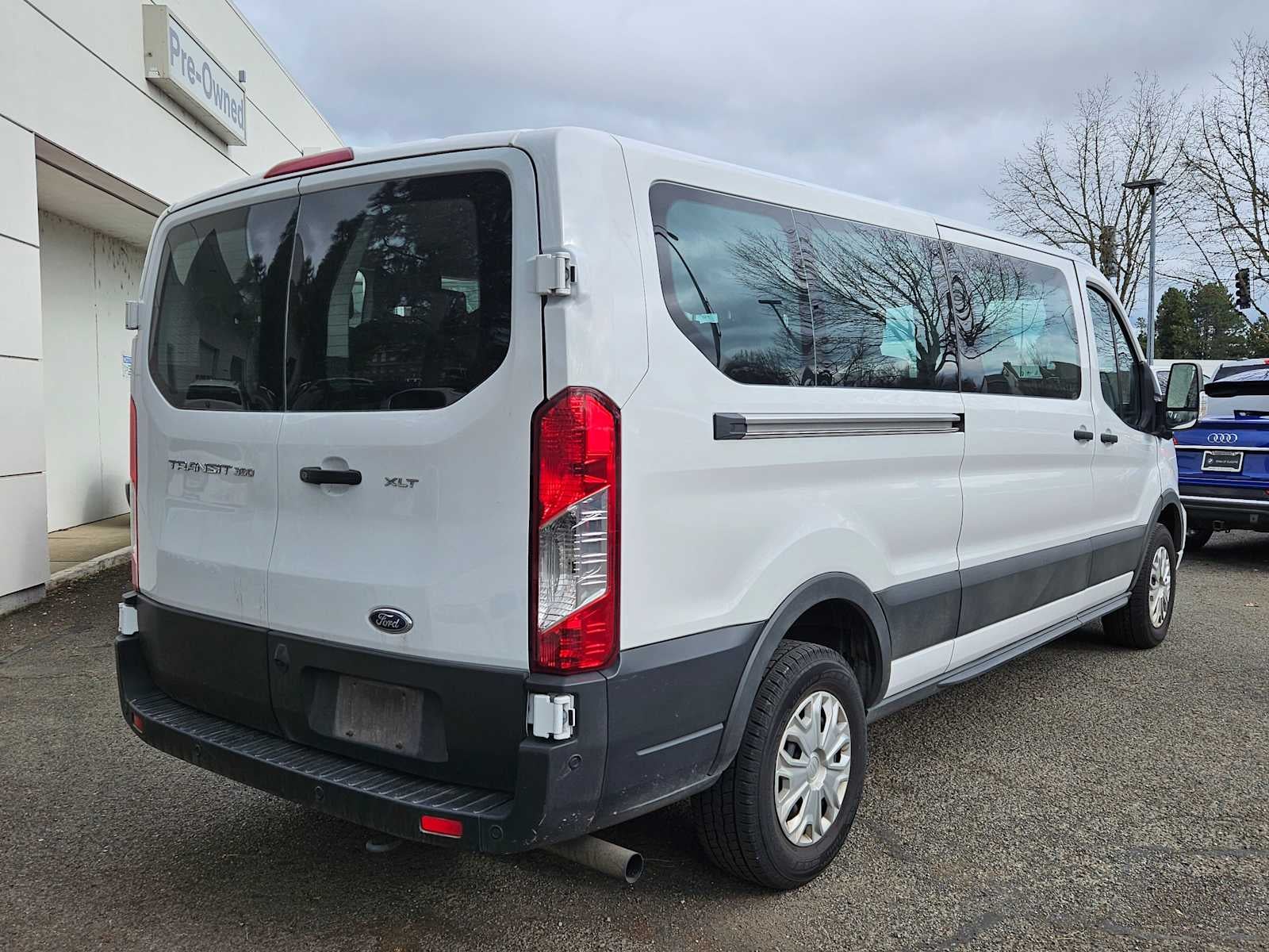 2023 Ford Transit Passenger Wagon XLT