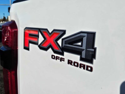 2023 Ford Super Duty F-350 SRW Pickup XLT