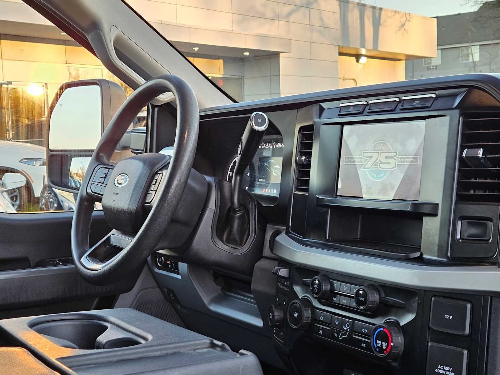 2023 Ford Super Duty F-350 SRW XLT