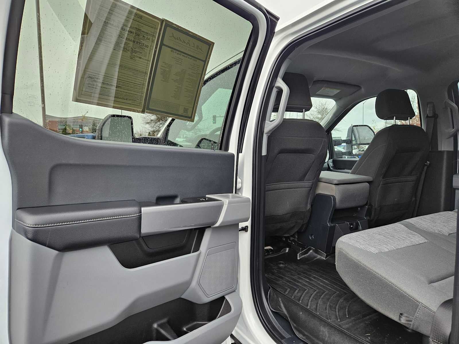 2023 Ford Super Duty F-350 SRW XLT