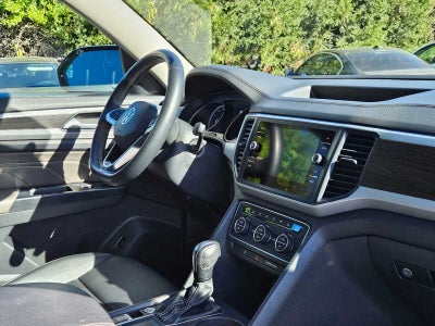 2021 Volkswagen Atlas 3.6L V6 SE w/Technology