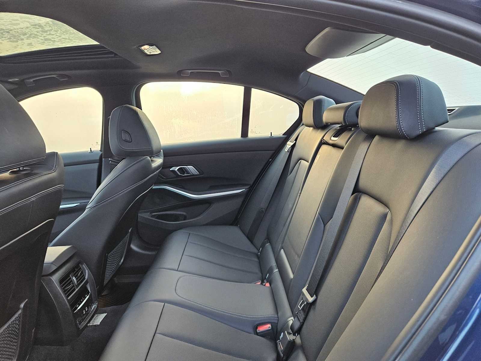 2023 BMW 3 Series 330i xDrive