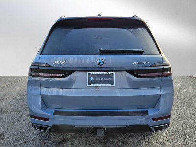 2025 BMW X7 xDrive40i