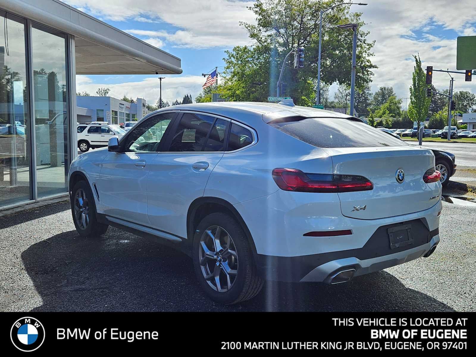 2025 BMW X4 xDrive30i xDrive30i