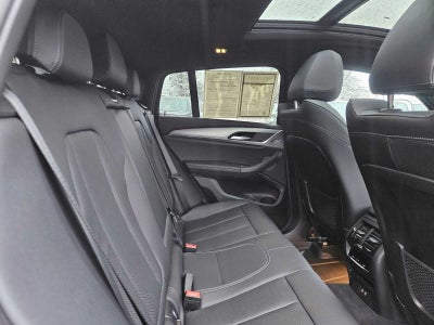 2025 BMW X4 xDrive30i