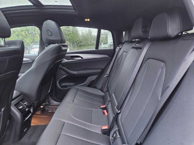 2025 BMW X4 xDrive30i