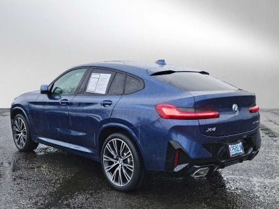 2025 BMW X4 xDrive30i