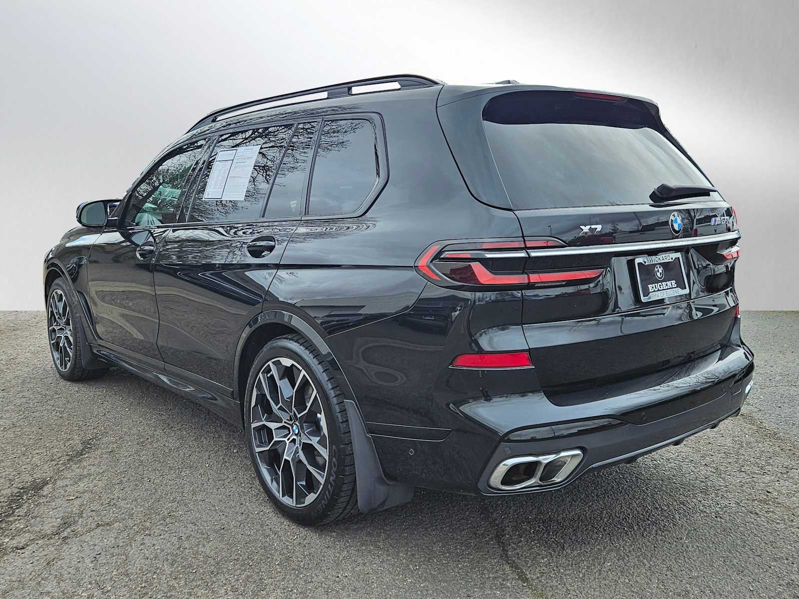 2023 BMW X7 M60i M60i