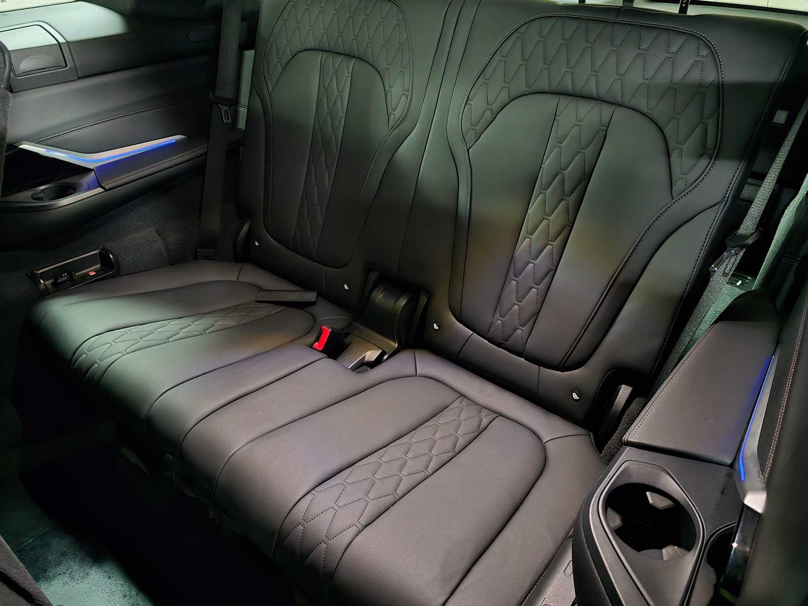 2023 BMW X7 M60i M60i