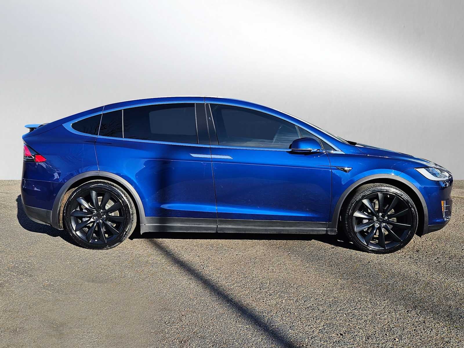 2020 Tesla Model X Long Range