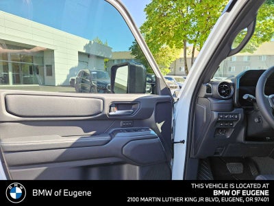 2025 Toyota Land Cruiser 4WD (Natl)