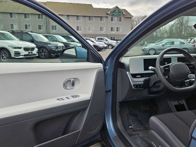 2024 Hyundai IONIQ 5 SEL