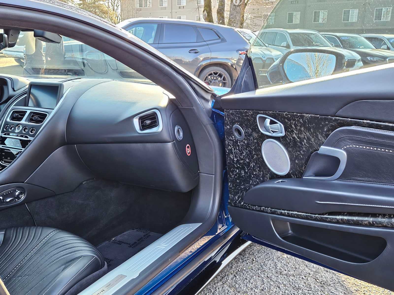 2020 Aston Martin DB11 V8