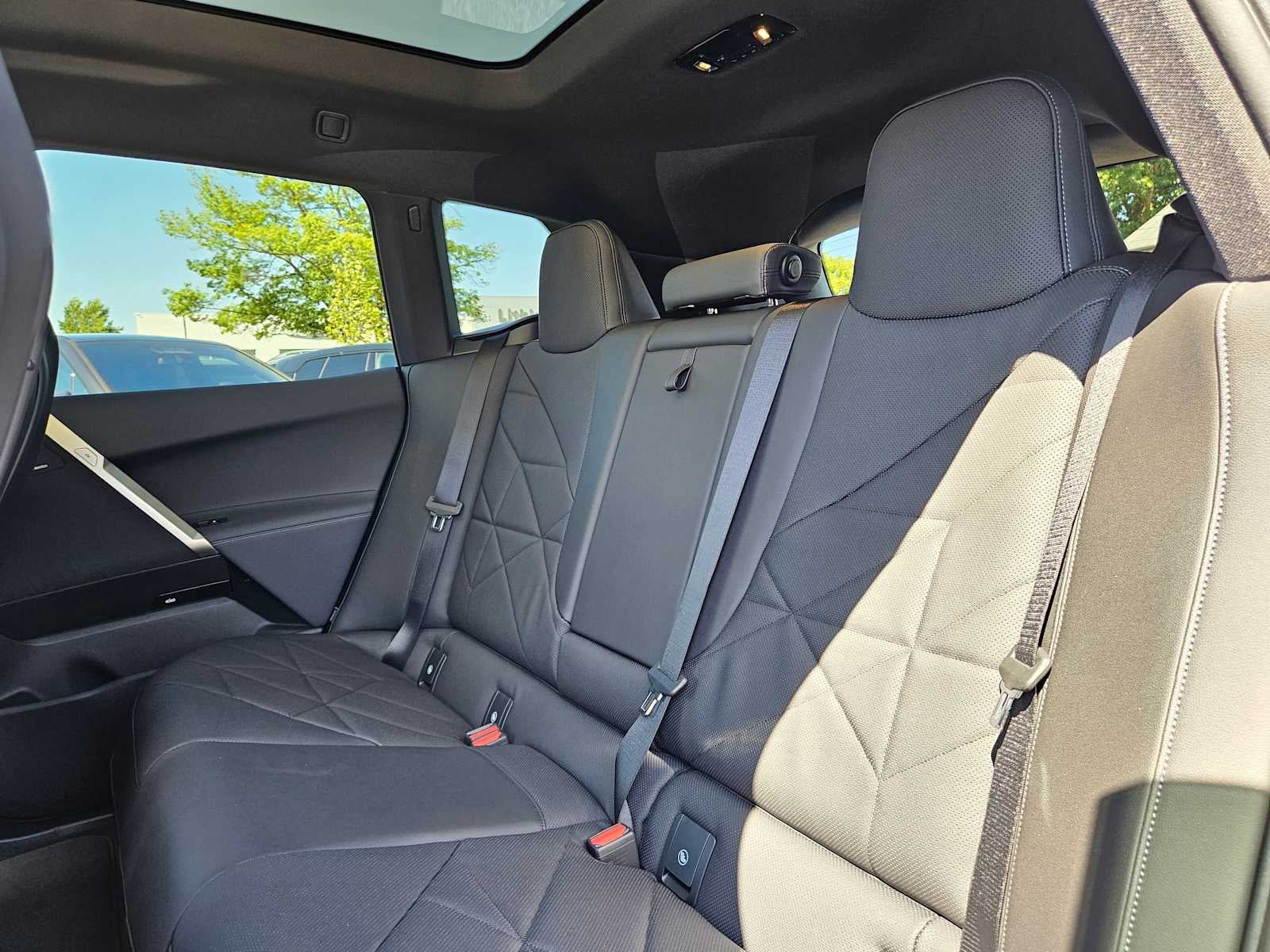 2025 BMW iX xDrive50