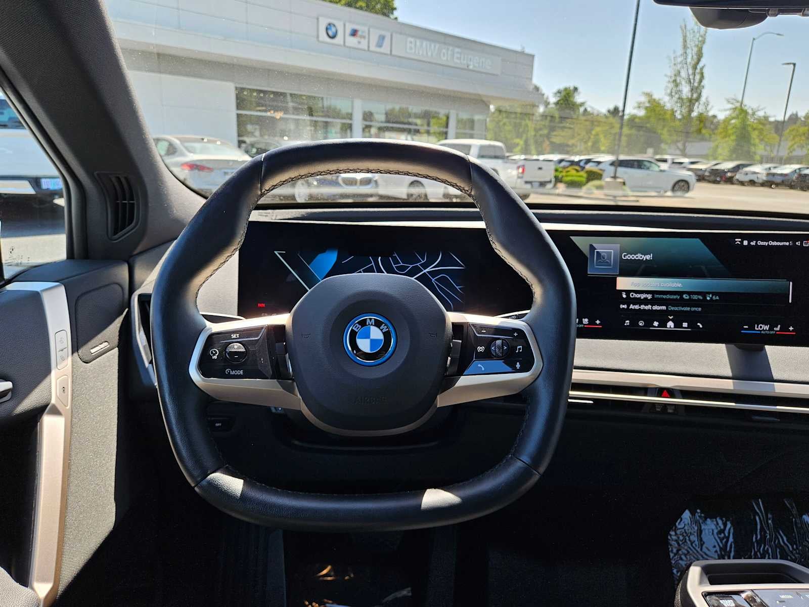 2025 BMW iX xDrive50