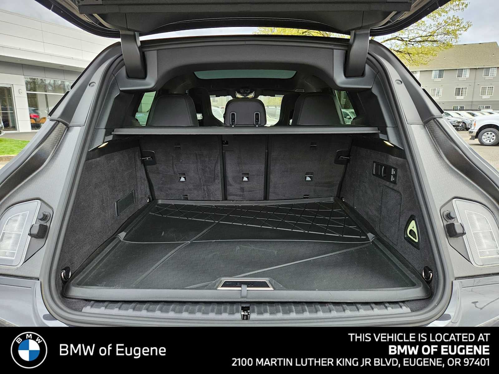 2025 BMW iX M60 M60