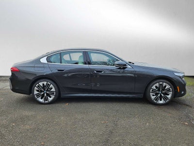 2024 BMW 5 Series 530i xDrive