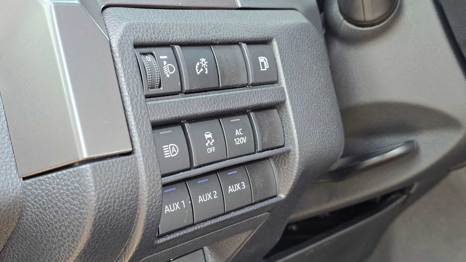 2025 Toyota Tacoma TRD Off Road Hybrid