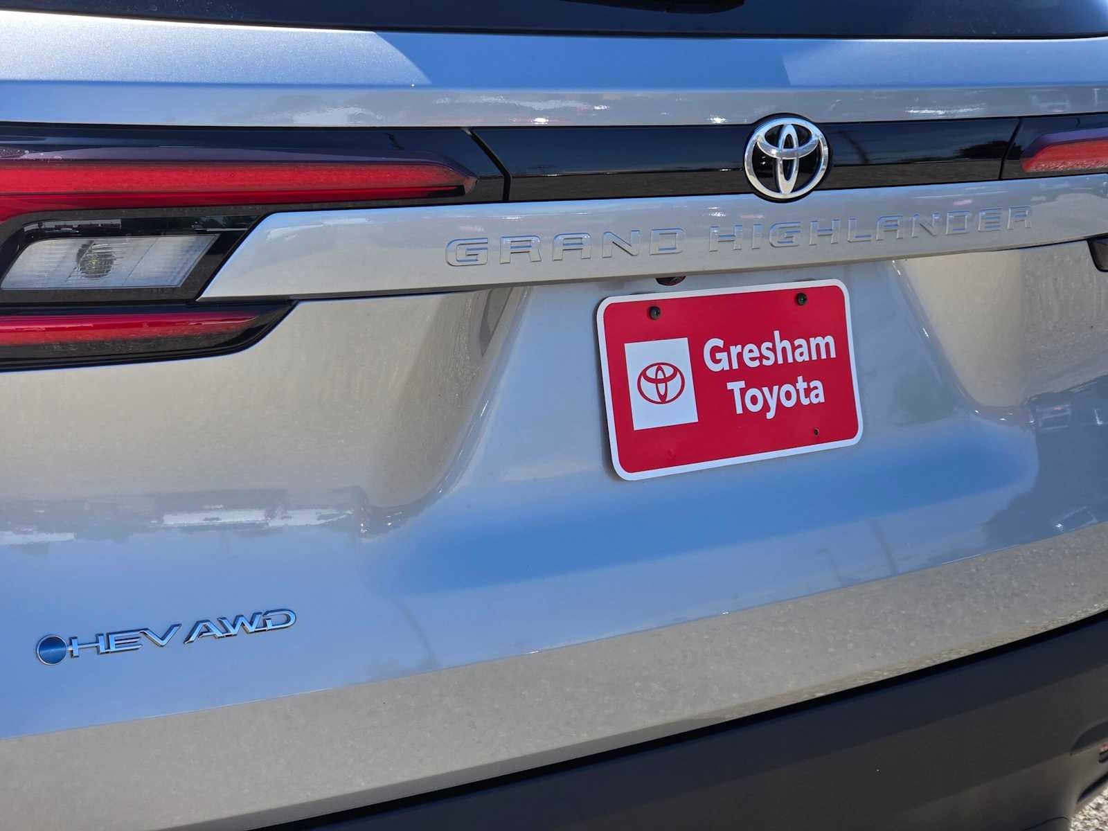 2026 Toyota Grand Highlander Hybrid XLE