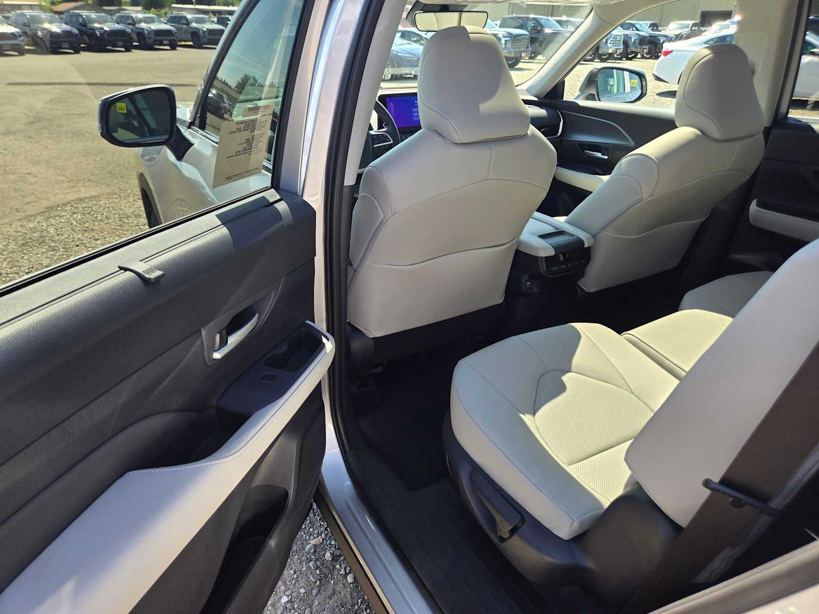 2026 Toyota Grand Highlander Hybrid XLE