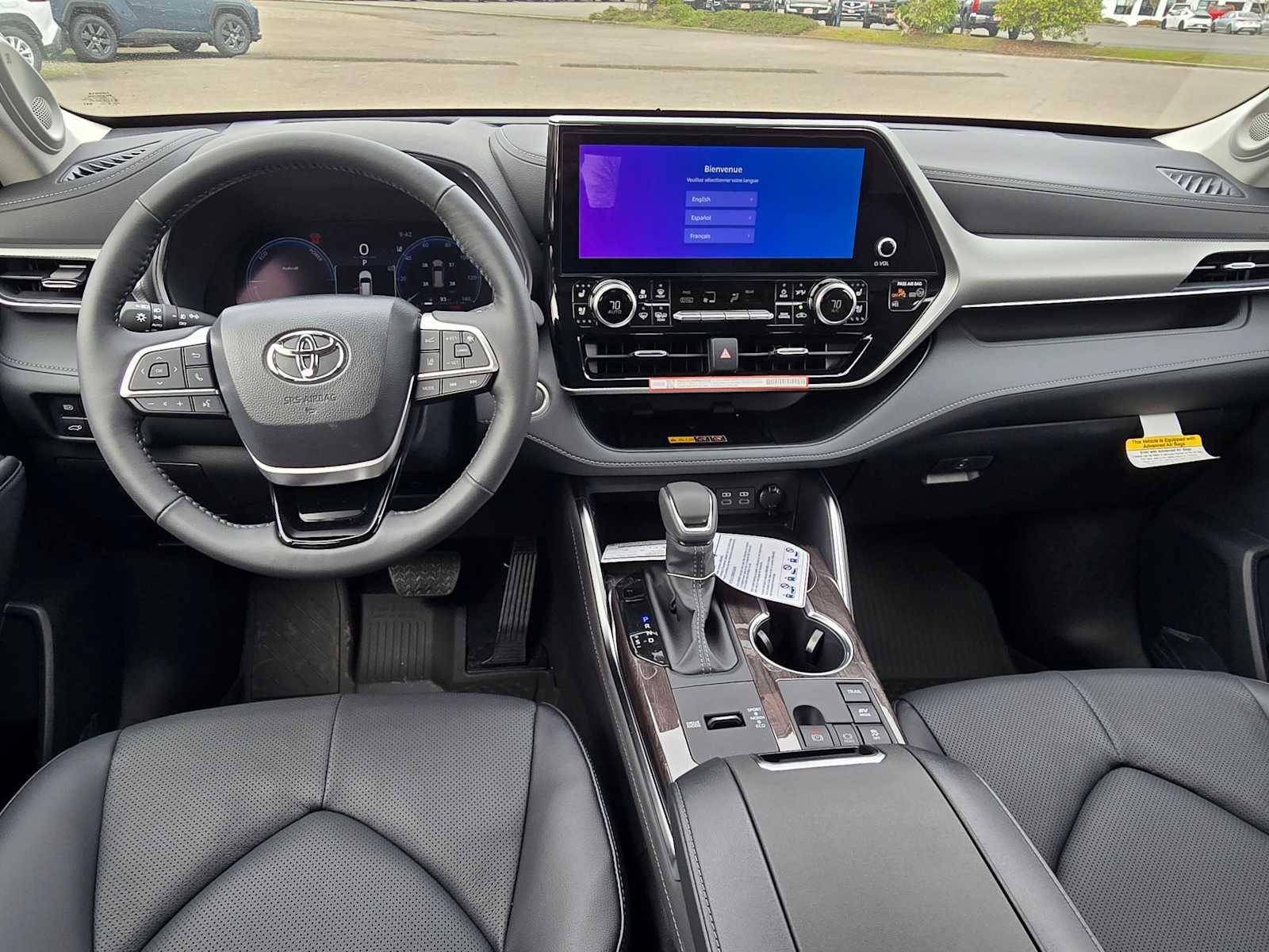 2026 Toyota Highlander Hybrid Platinum