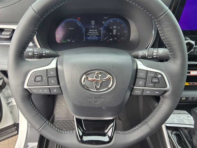 2026 Toyota Highlander Hybrid Platinum