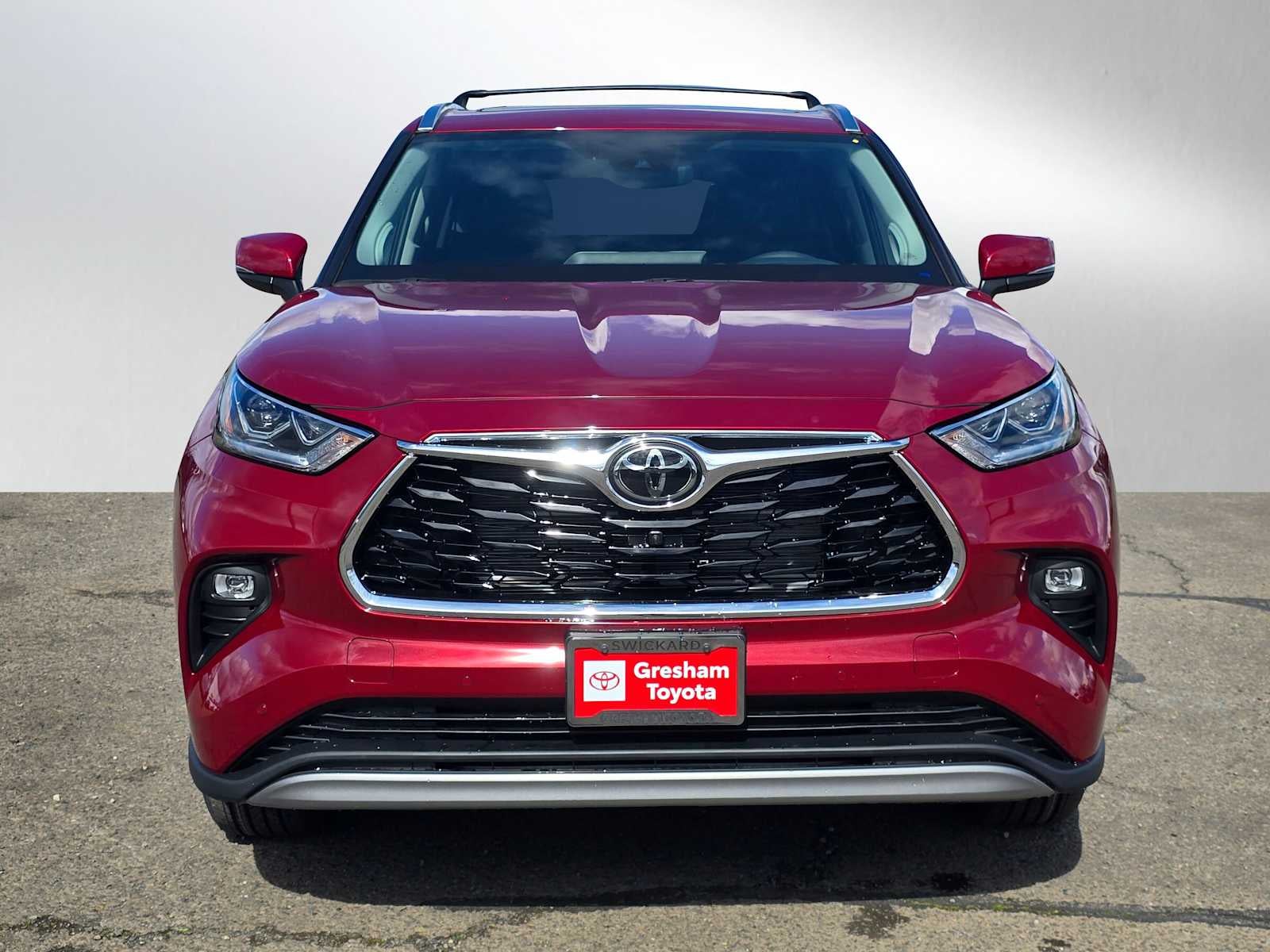 2026 Toyota Highlander Hybrid Platinum