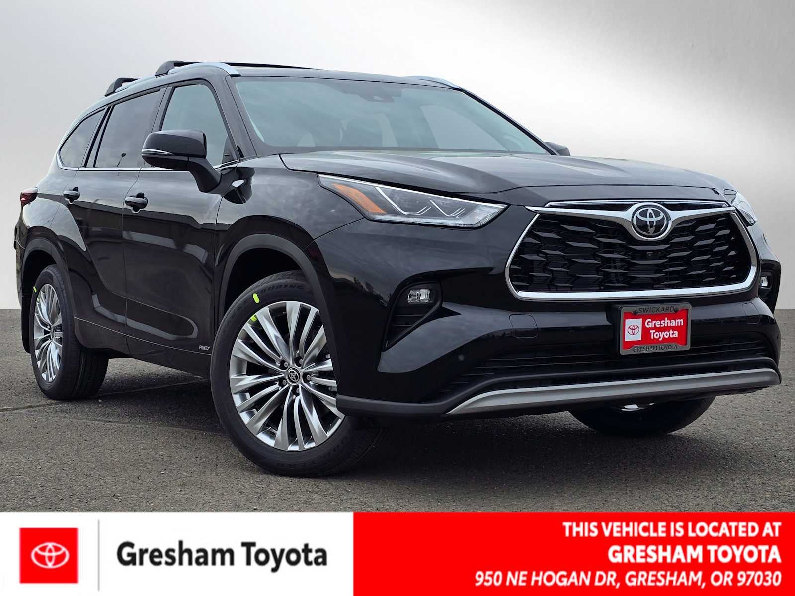 2026 Toyota Highlander Hybrid Platinum
