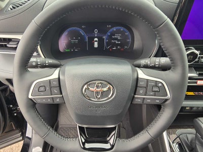 2026 Toyota Highlander Hybrid Platinum