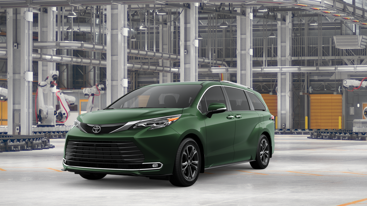 2026 Toyota Sienna Platinum 7-Passenger Hybrid AWD's photo