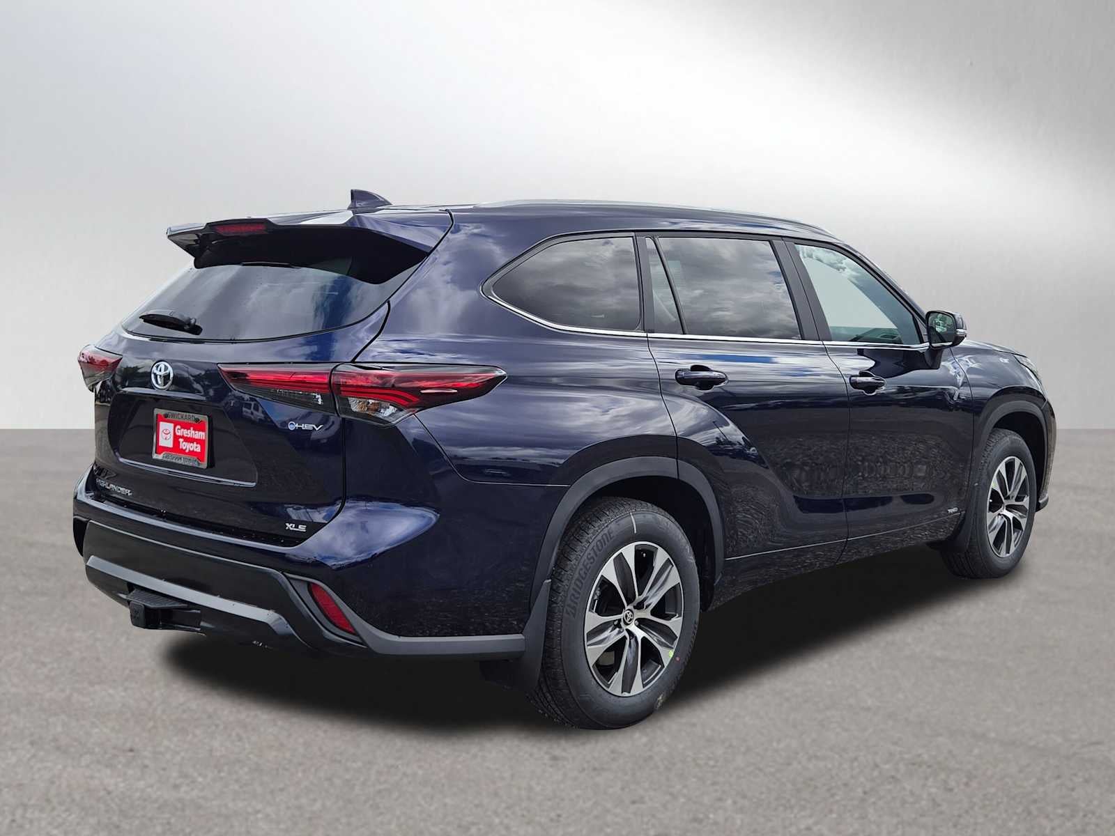 2026 Toyota Highlander Hybrid XLE