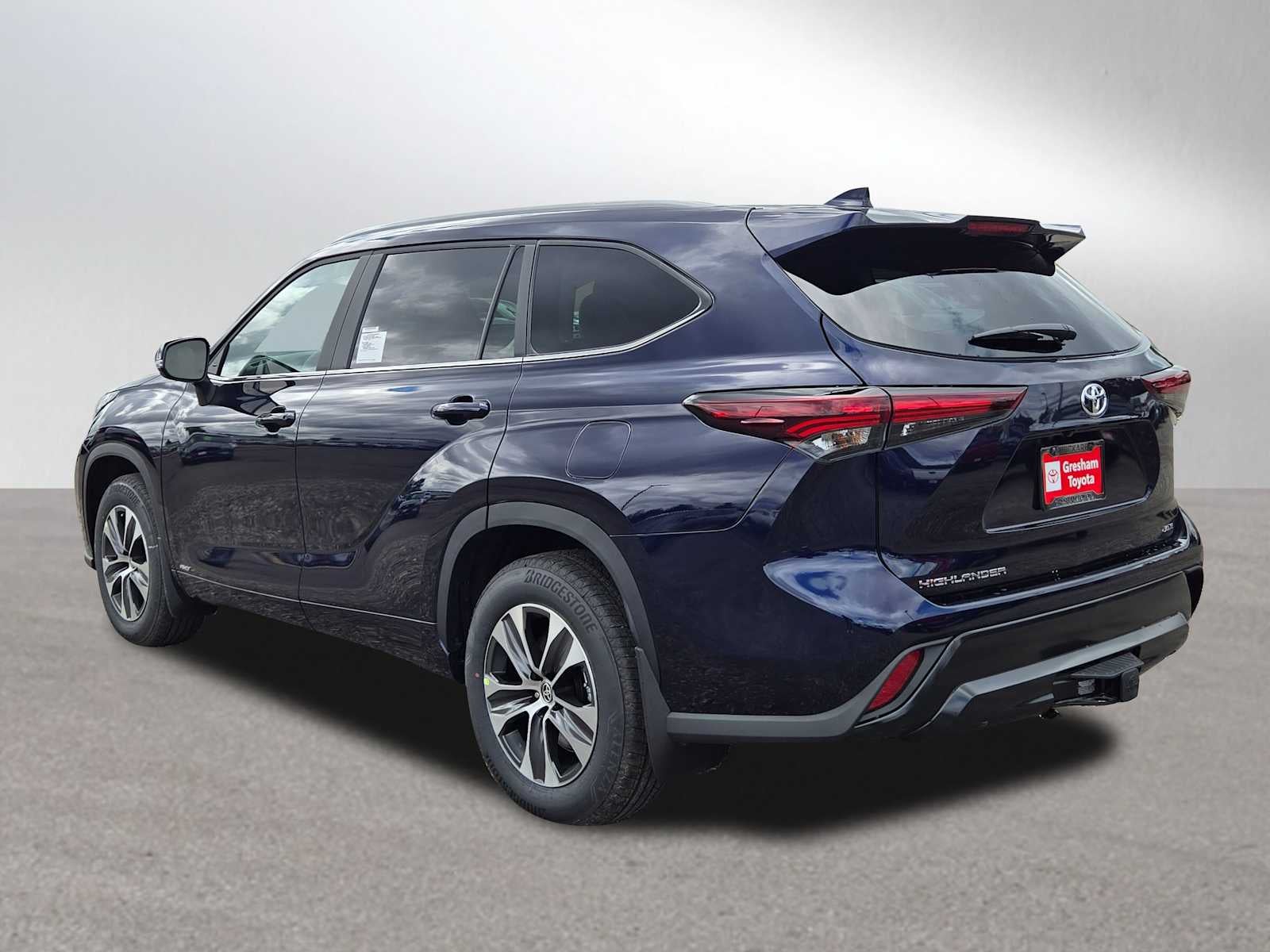 2026 Toyota Highlander Hybrid XLE