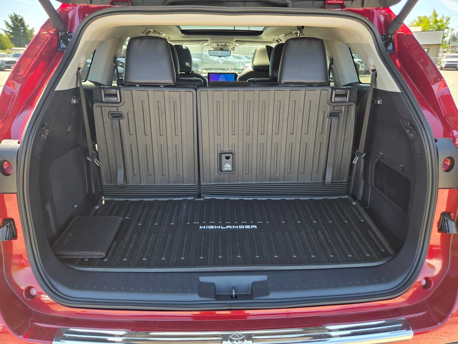 2026 Toyota Highlander Platinum
