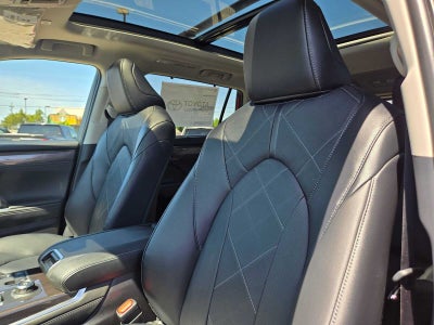 2026 Toyota Highlander Platinum