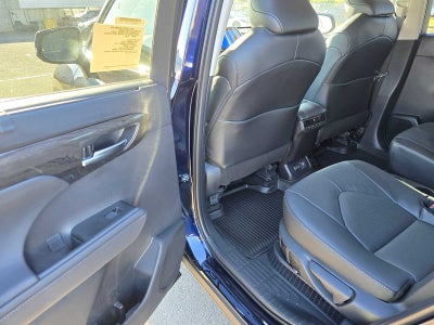 2026 Toyota Highlander Hybrid Limited