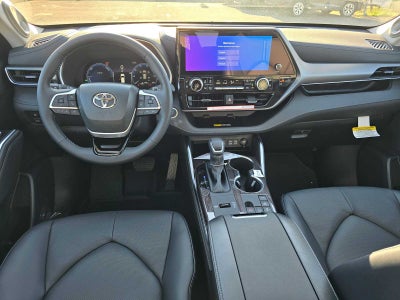 2026 Toyota Highlander Hybrid Limited