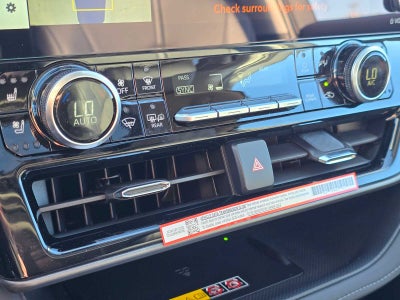 2026 Toyota Highlander Hybrid Limited