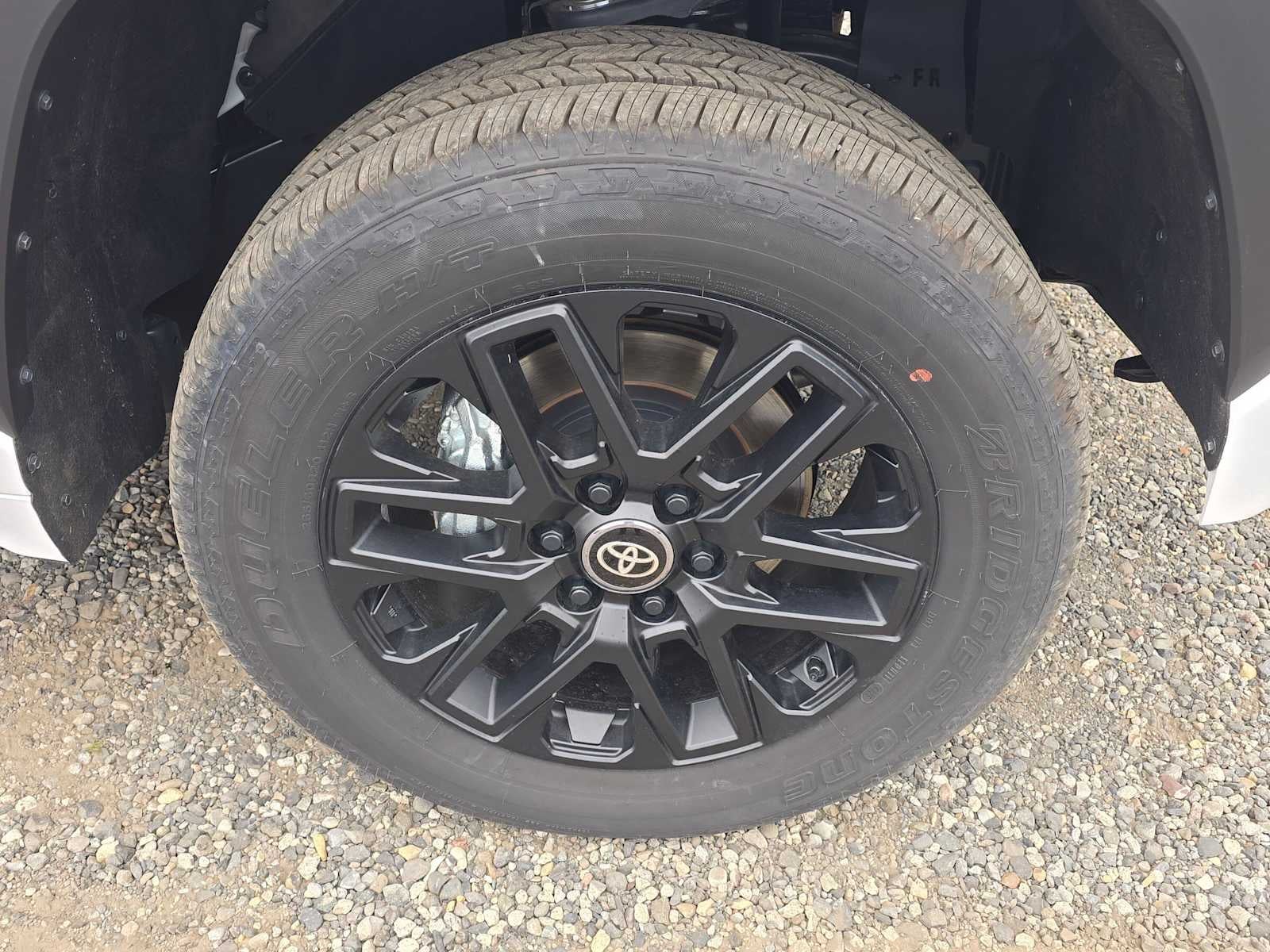 2026 Toyota Tundra SR5 - Photo 10