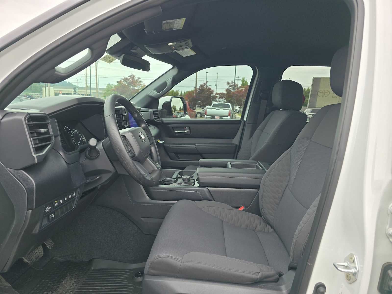 2026 Toyota Tundra SR5 - Photo 21