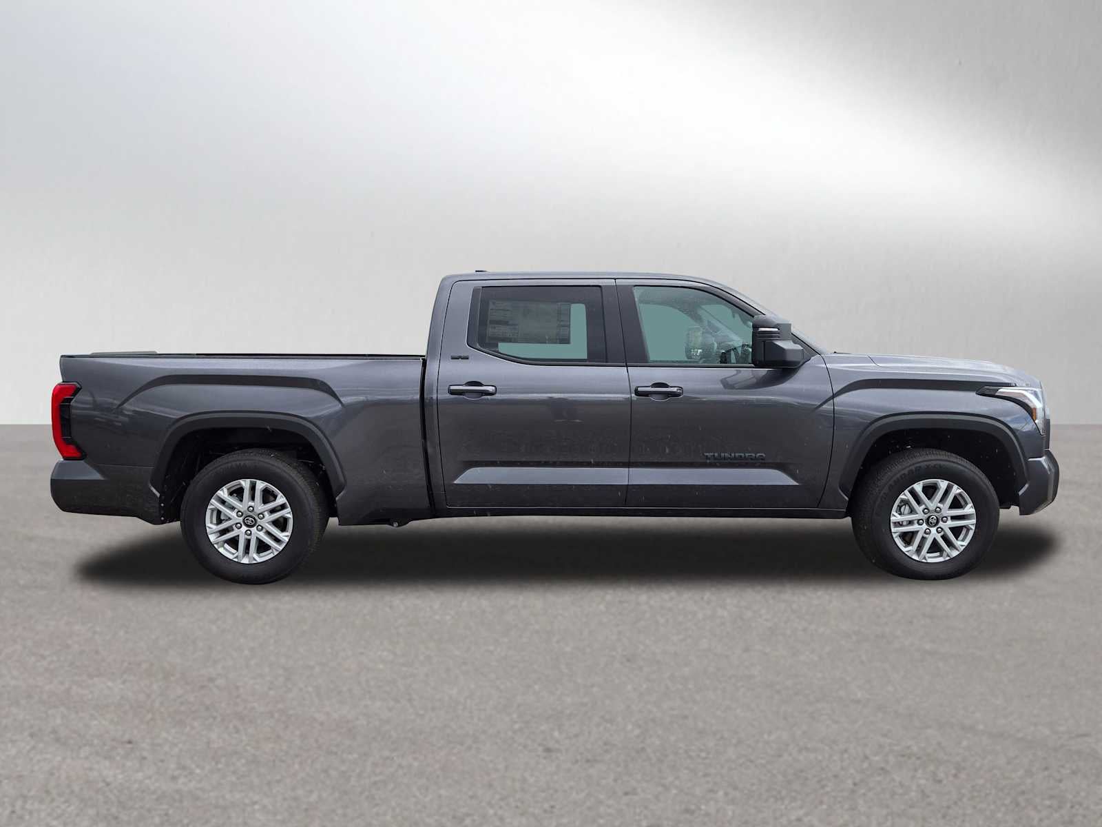 2026 Toyota Tundra SR5 - Photo 2