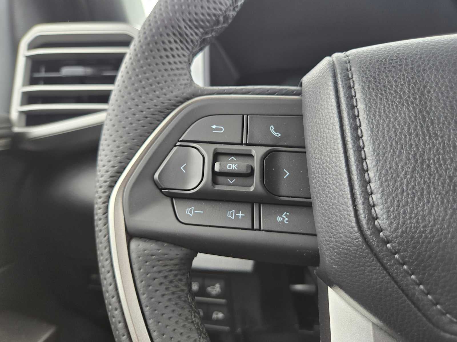 2026 Toyota Tundra SR5 - Photo 35