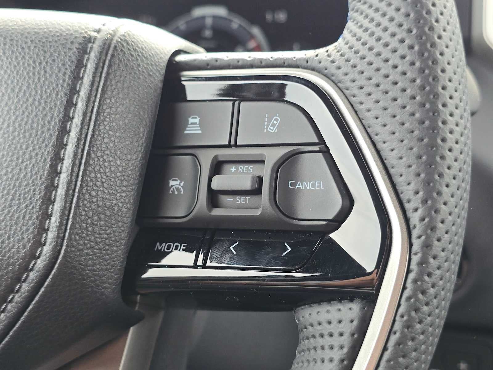 2026 Toyota Sequoia Platinum - Photo 29