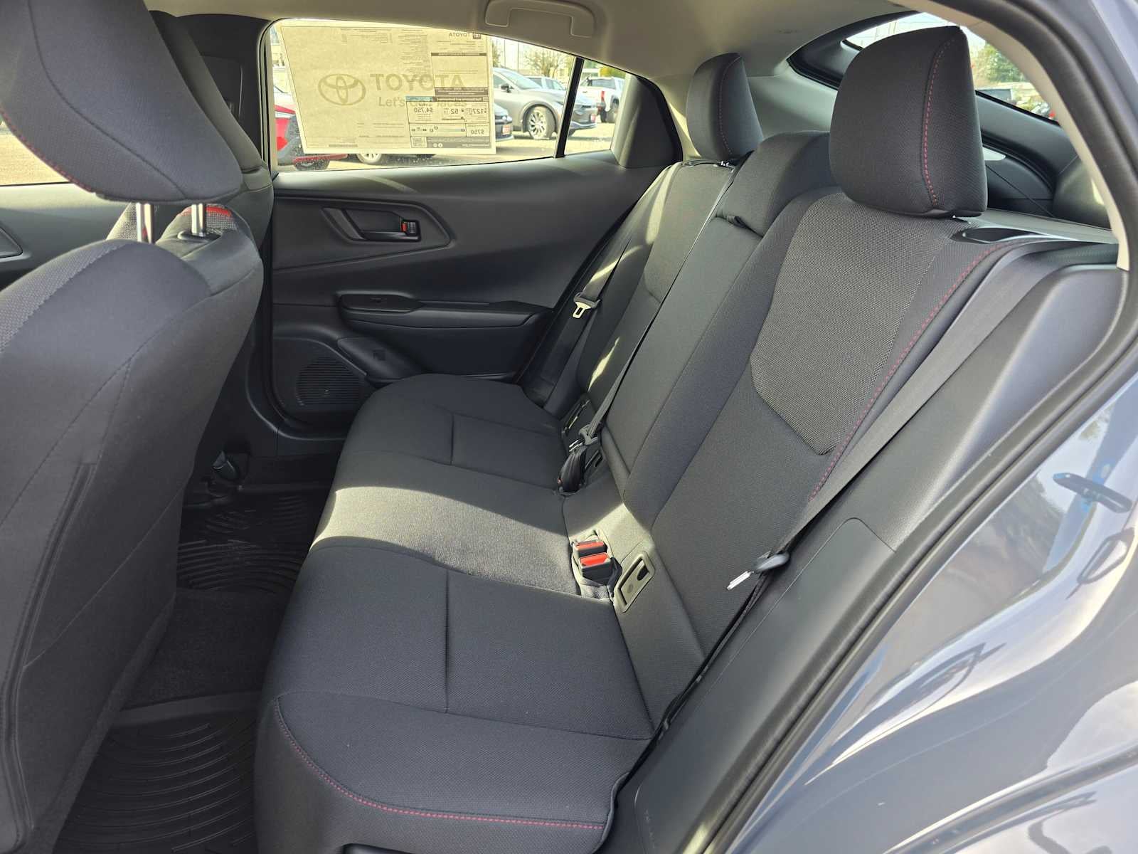 2026 Toyota Prius Plug-In Hybrid SE