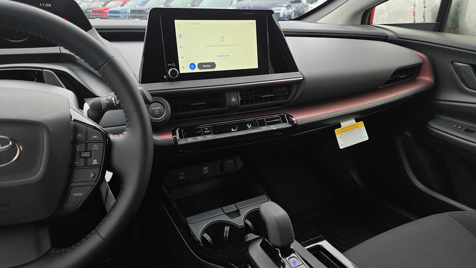 2025 Toyota Prius Plug-In Hybrid SE