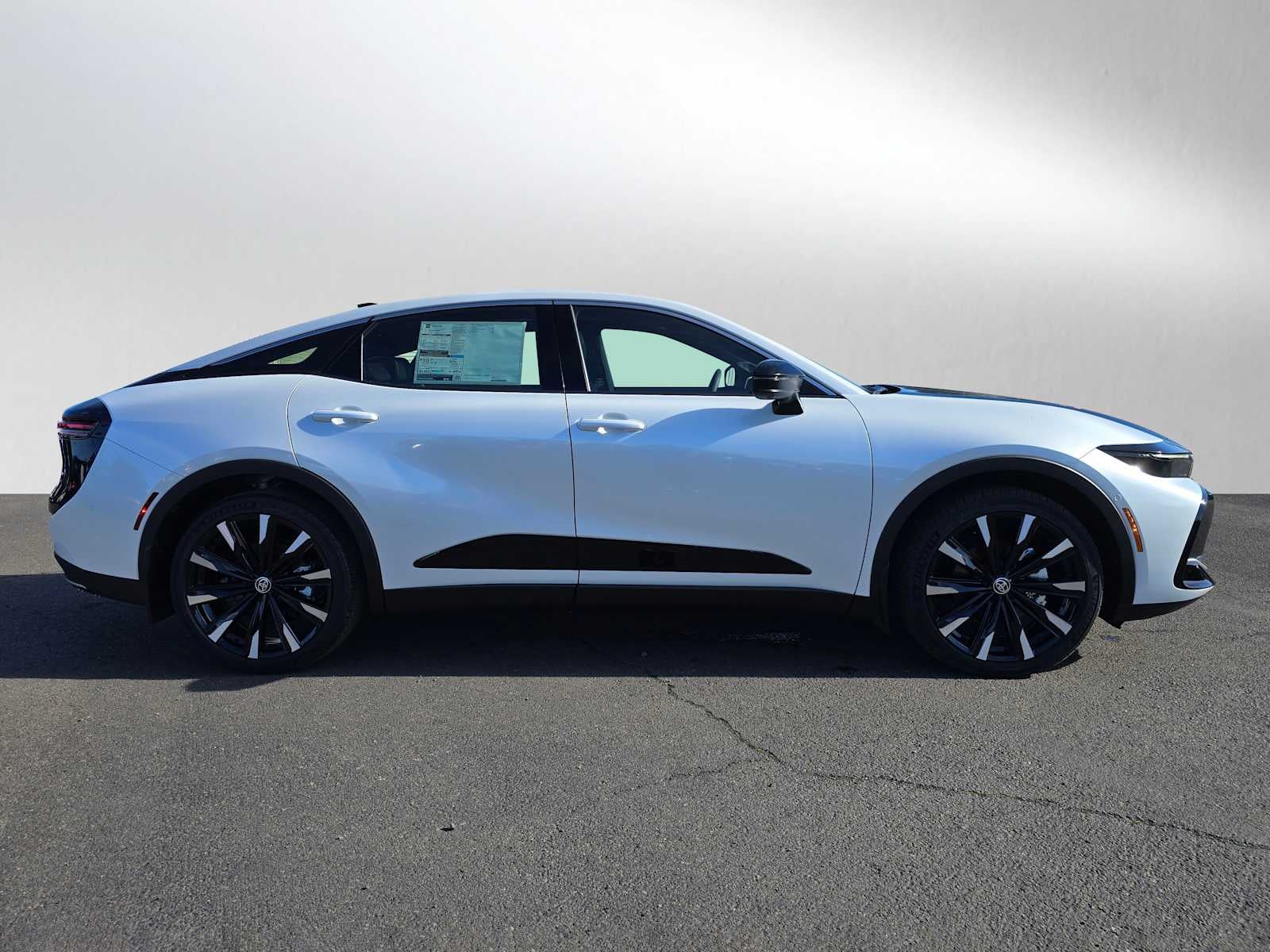 2026 Toyota Crown Platinum