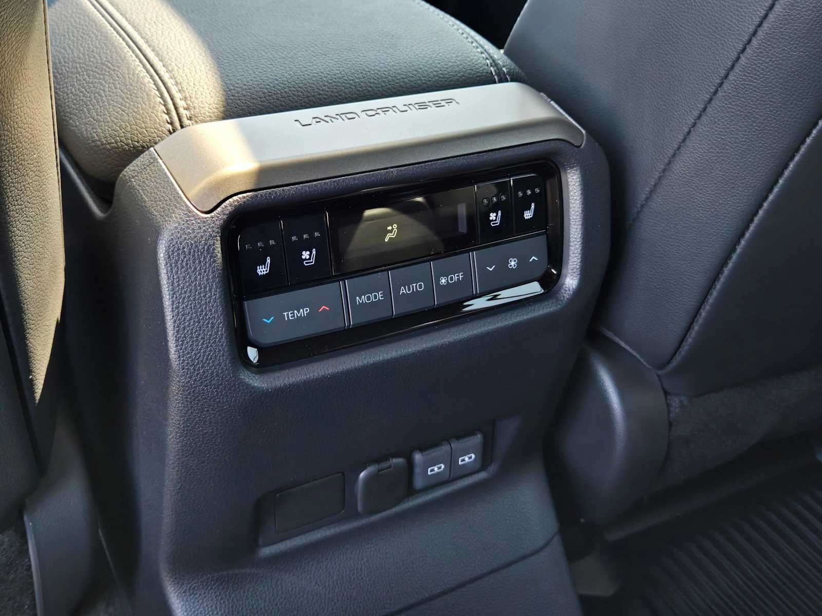 2027 Toyota Land Cruiser Land Cruiser
