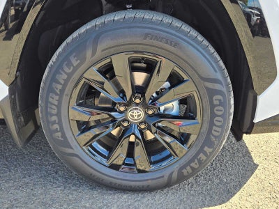 2026 Toyota RAV4 SE