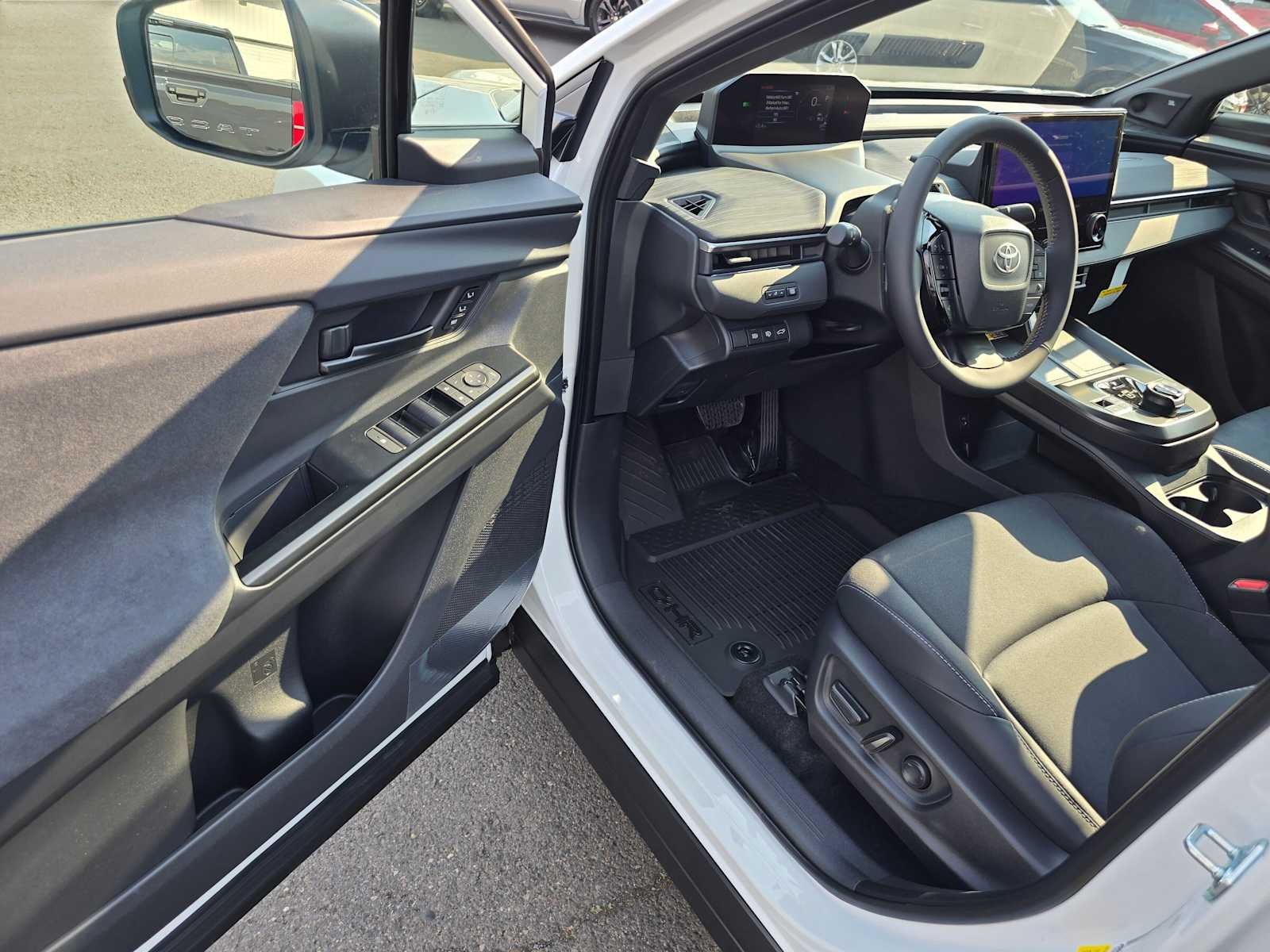 2026 Toyota C-HR XSE