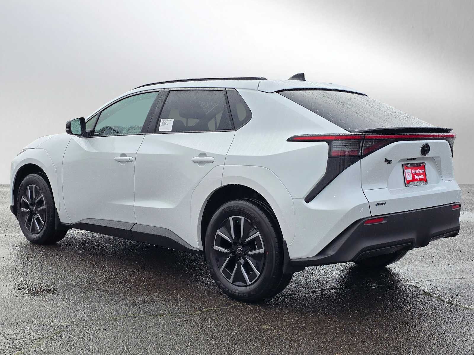 2026 Toyota bZ XLE Plus